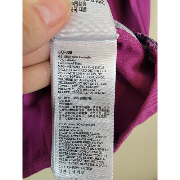 Marmot 1/2 Zip Purple Running/Lightweight Jacket Women's size Medium Thumbholes - Picture 6 of 8